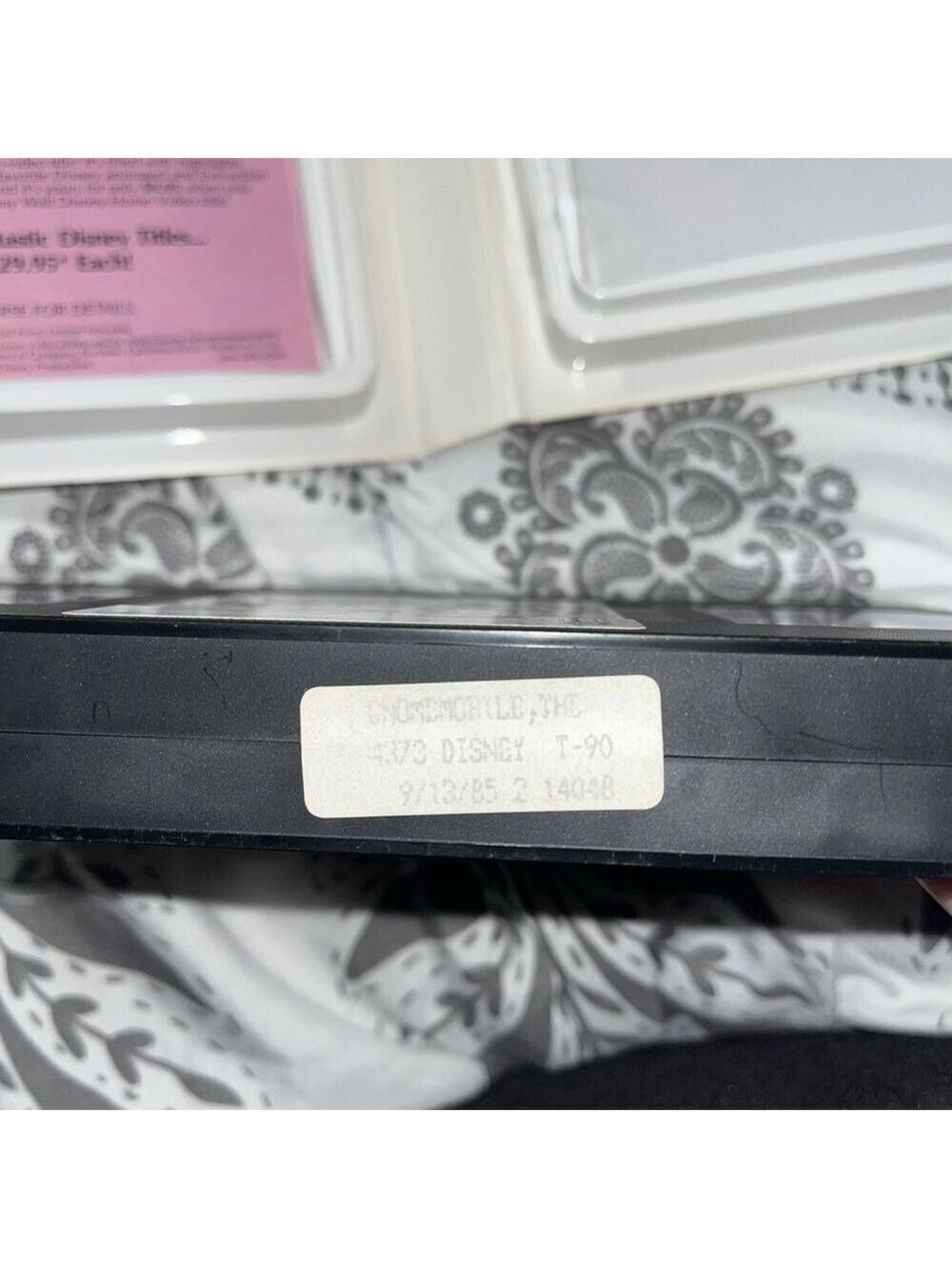 The Gnome-Mobile (1967) Walt Disney Home Video VHS Clamshell Vintage - Picture 6 of 6